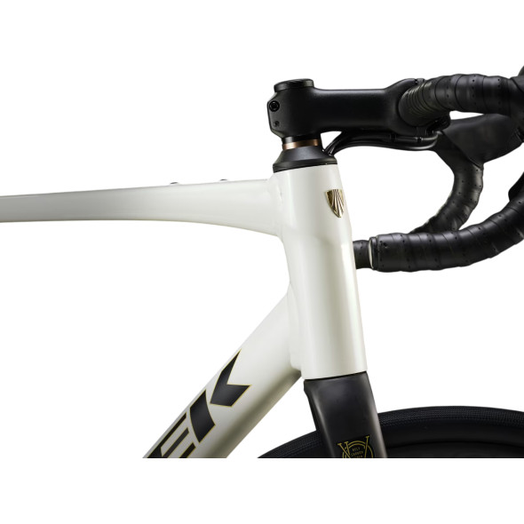 Cykel Trek Domane AL 4 Gen 4 Era White