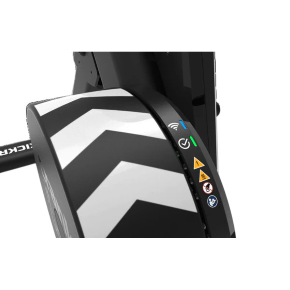 Trainer Wahoo KICKR CORE 2 with 11spd Cassette