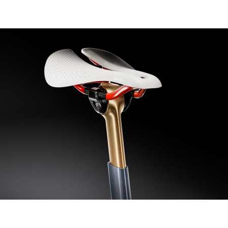 Cykel Trek Madone SLR 9 AXS Gen 8 - No. 76 ICON