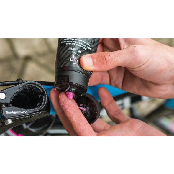 Smörjmedel Muc-off Carbon Gripper 75g
